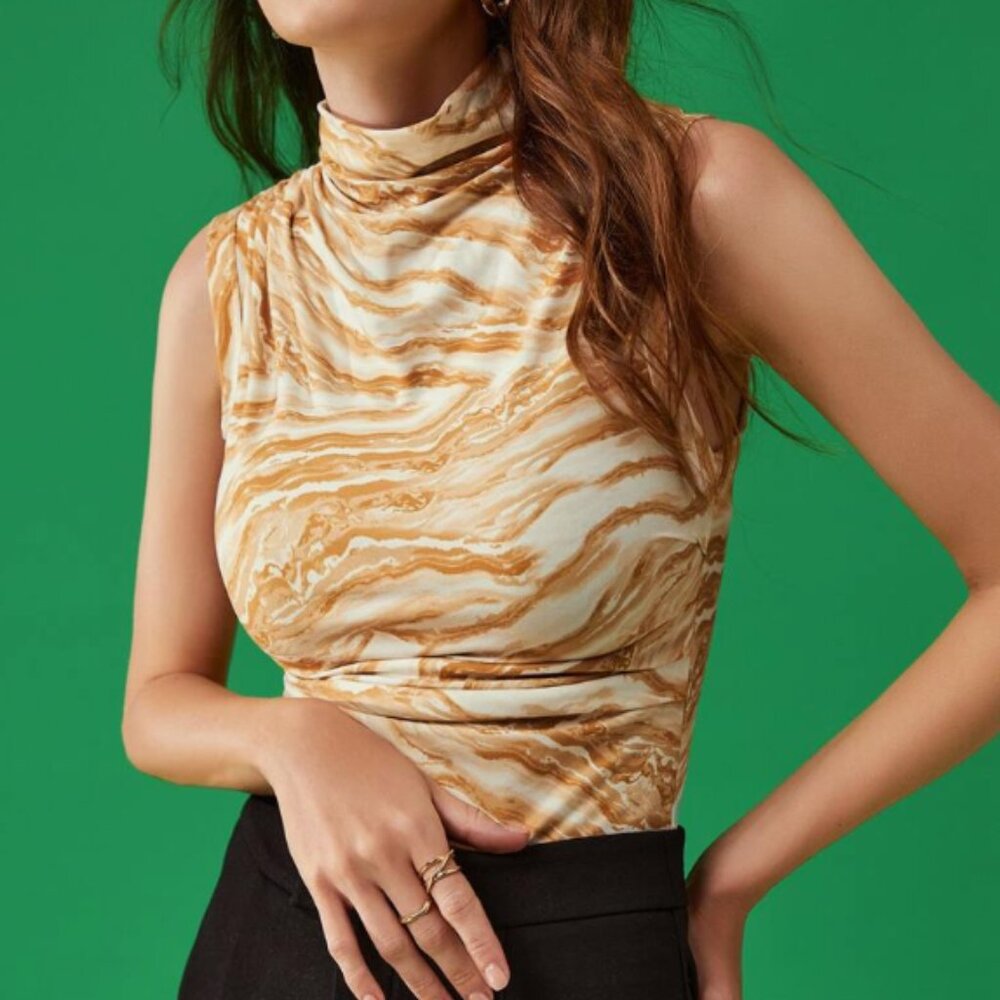 High Neck Funnel Neck Marble Print Tank Top (Size S)